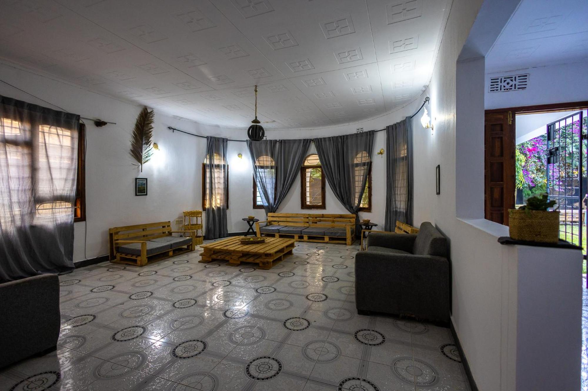 Bed and Breakfast Safari Adventures-House Arusha Exteriér fotografie